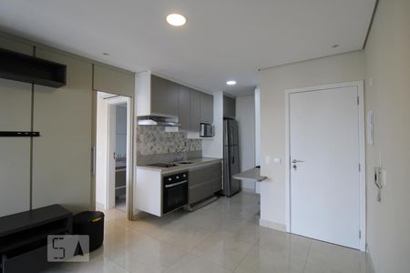 Sala/Cozinha de apartamento para alugar com 1 quarto, 42m² em Cidade Monções, São Paulo