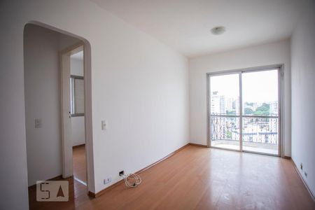 Sala de Estar de apartamento para alugar com 1 quarto, 45m² em Vila Guarani, São Paulo