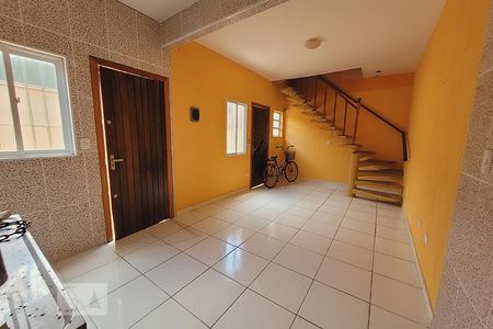 Sala de casa para alugar com 1 quarto, 60m² em Nova Mirim, Praia Grande