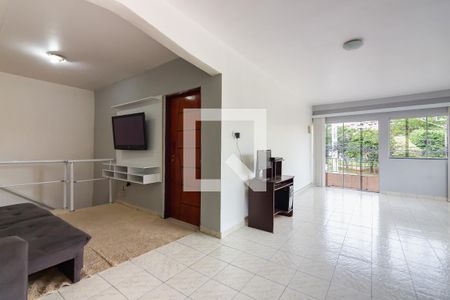 Sala de casa à venda com 3 quartos, 190m² em Padroeira, Osasco