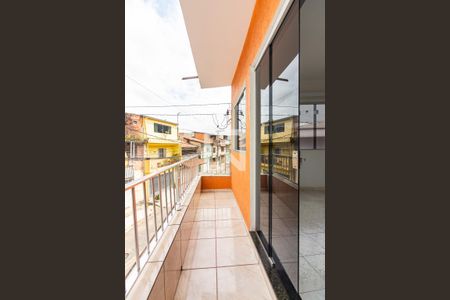 Sacada de casa à venda com 3 quartos, 190m² em Padroeira, Osasco