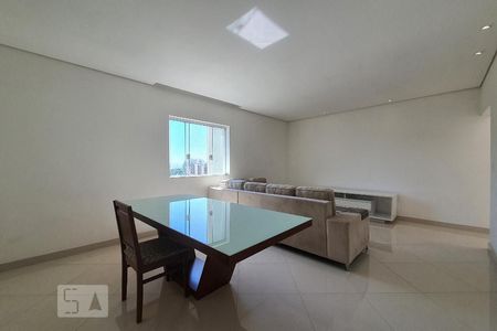 Sala de apartamento para alugar com 3 quartos, 109m² em Vila Deodoro, São Paulo