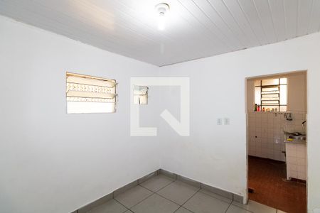 Sala de casa para alugar com 1 quarto, 40m² em Campo Grande, Rio de Janeiro