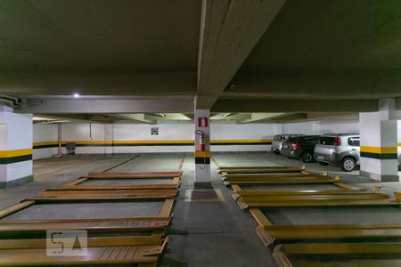 Garagem de apartamento à venda com 1 quarto, 50m² em Carmo, Belo Horizonte