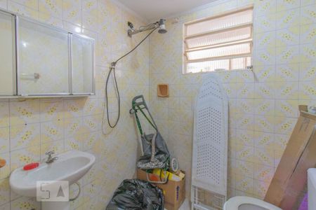 Banheiro de casa à venda com 4 quartos, 180m² em Parque Vitória, São Paulo