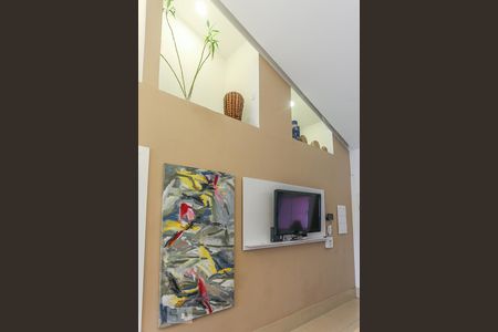 Sala de Estar de casa para alugar com 2 quartos, 110m² em Vila Gomes, São Paulo