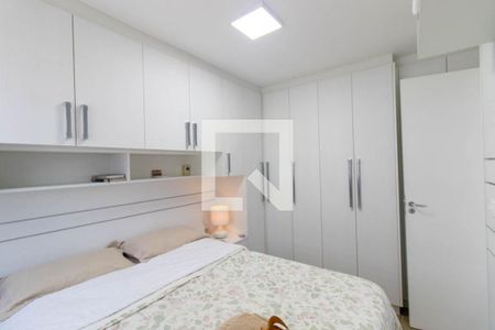 Quarto 2 de apartamento para alugar com 2 quartos, 75m² em Novo Mundo, Curitiba