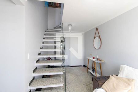 Sala de apartamento para alugar com 2 quartos, 75m² em Novo Mundo, Curitiba