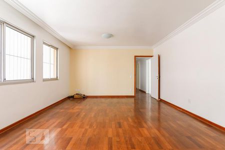 Apartamento para alugar com 142m², 3 quartos e 1 vagaSala