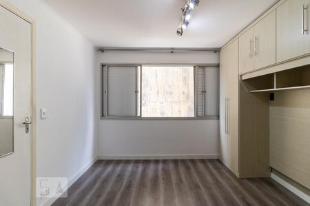 Suíte de apartamento para alugar com 1 quarto, 57m² em Aclimação, São Paulo