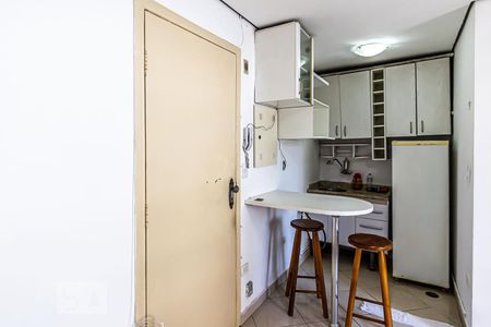 Apartamento à venda com 28m², 1 quarto e 1 vaga Apartamento à venda com 28m², 1 quarto e 1 vagaCozinha
