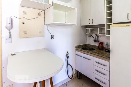 Apartamento à venda com 28m², 1 quarto e 1 vaga Apartamento à venda com 28m², 1 quarto e 1 vagaCozinha