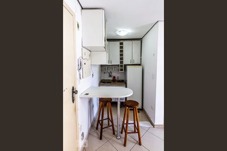 Apartamento à venda com 28m², 1 quarto e 1 vaga Apartamento à venda com 28m², 1 quarto e 1 vagaCozinha