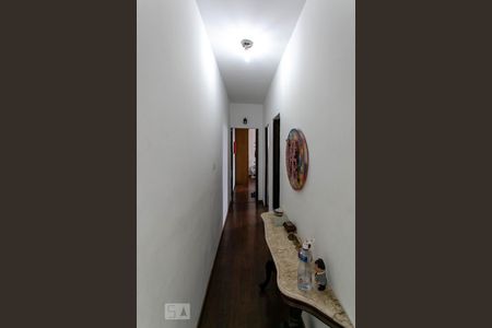 Corredor de apartamento à venda com 2 quartos, 76m² em Planalto, Belo Horizonte
