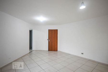 Apartamento para alugar com 66m², 2 quartos e 2 vagasSala