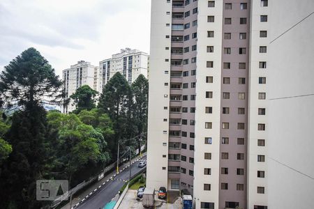 Vista de apartamento para alugar com 2 quartos, 66m² em Jardim Maria Rosa, Taboão da Serra