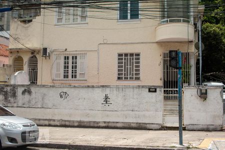 Fachada de casa para alugar com 3 quartos, 110m² em Icaraí, Niterói