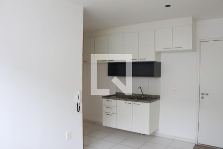 Sala/Cozinha de apartamento para alugar com 2 quartos, 34m² em Cidade Mãe do Céu, São Paulo