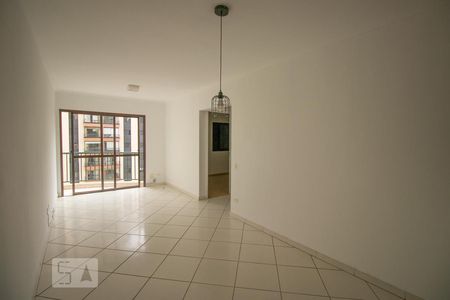 Sala de apartamento para alugar com 2 quartos, 75m² em Saúde, São Paulo