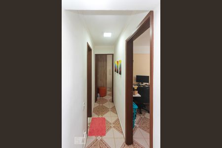 Corredor de apartamento para alugar com 2 quartos, 50m² em Vila Ivone, São Paulo