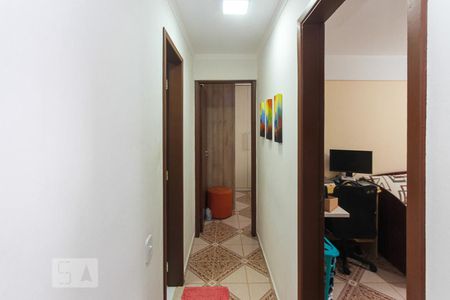 Corredor de apartamento para alugar com 2 quartos, 50m² em Vila Ivone, São Paulo