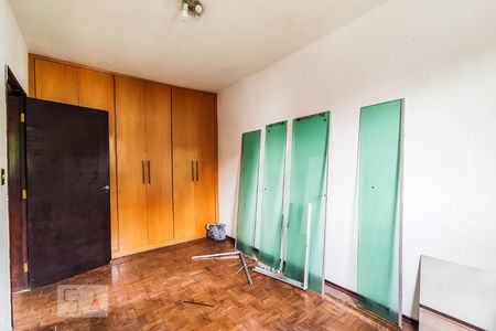 Quarto 1 de apartamento para alugar com 2 quartos, 63m² em Vila Santa Luzia, Taboão da Serra