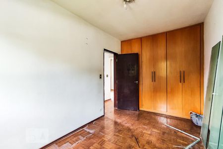 Quarto 1 de apartamento para alugar com 2 quartos, 63m² em Vila Santa Luzia, Taboão da Serra