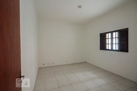 Quarto 2 de casa para alugar com 2 quartos, 70m² em Vila Santa Isabel, São Paulo