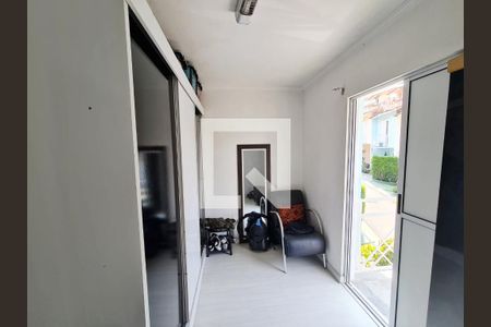 Quarto 1 de casa à venda com 2 quartos, 44m² em Jardim do Papai, Guarulhos