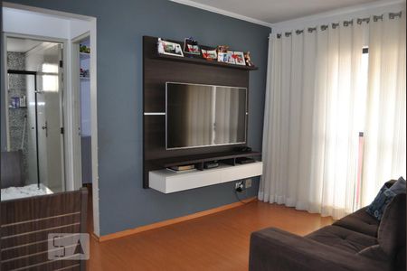 Sala de apartamento para alugar com 2 quartos, 48m² em Jardim Celeste, São Paulo