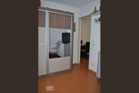 Quarto 1 de apartamento para alugar com 2 quartos, 48m² em Jardim Celeste, São Paulo