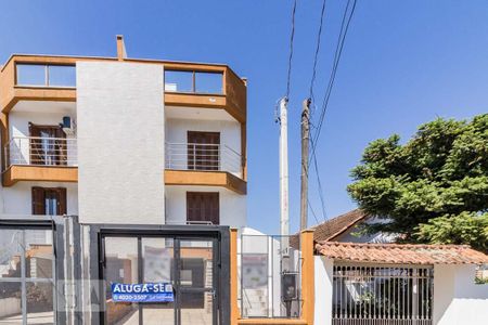 Fachada de casa à venda com 3 quartos, 280m² em Teresópolis, Porto Alegre