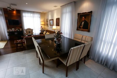 Sala 1 de apartamento para alugar com 4 quartos, 300m² em Vila Suzana, São Paulo