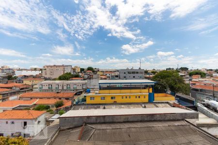 Vista da área de serviço de apartamento para alugar com 2 quartos, 43m² em Penha de França, São Paulo