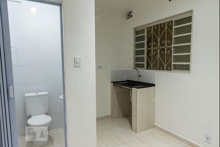 Sala/cozinha de kitnet/studio para alugar com 1 quarto, 50m² em Aclimação, São Paulo