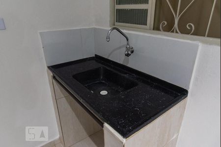 Pia de kitnet/studio para alugar com 1 quarto, 50m² em Aclimação, São Paulo