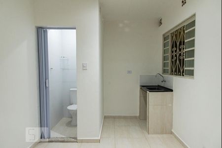 Sala/cozinha de kitnet/studio para alugar com 1 quarto, 50m² em Aclimação, São Paulo