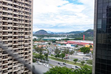 Vista da Varanda de apartamento para alugar com 1 quarto, 66m² em Barra da Tijuca, Rio de Janeiro