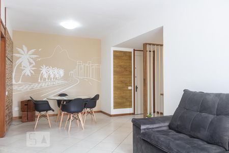 Sala de apartamento para alugar com 1 quarto, 66m² em Barra da Tijuca, Rio de Janeiro