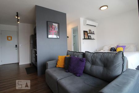 Sala de kitnet/studio à venda com 1 quarto, 38m² em Campo Belo, São Paulo