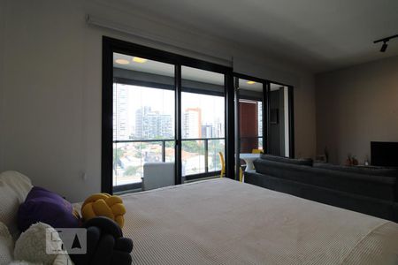 Quarto de kitnet/studio à venda com 1 quarto, 38m² em Campo Belo, São Paulo