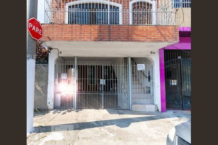 Fachada de casa para alugar com 1 quarto, 30m² em Vila Califórnia, São Paulo