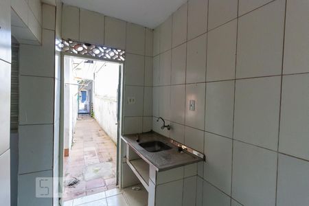 Cozinha de casa para alugar com 1 quarto, 30m² em Vila Califórnia, São Paulo