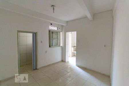 Quarto de casa para alugar com 1 quarto, 30m² em Vila Califórnia, São Paulo