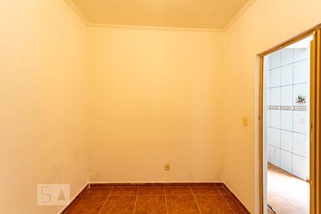 Quarto de casa à venda com 2 quartos, 118m² em Conceição, Osasco