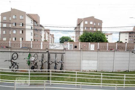 Vista da Sala de apartamento para alugar com 2 quartos, 40m² em São Pedro, Osasco