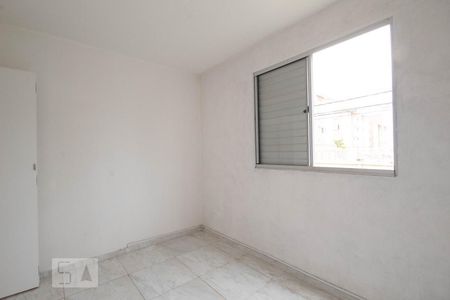 Quarto 1 de apartamento para alugar com 2 quartos, 40m² em São Pedro, Osasco