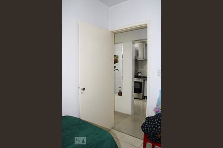 Quarto 2 de apartamento para alugar com 2 quartos, 42m² em Guajuviras, Canoas