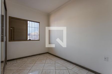 Quarto 1 de casa para alugar com 2 quartos, 94m² em Sarandi, Porto Alegre