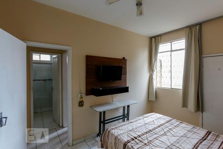 Quarto 1 de apartamento para alugar com 2 quartos, 53m² em São Lucas, Belo Horizonte